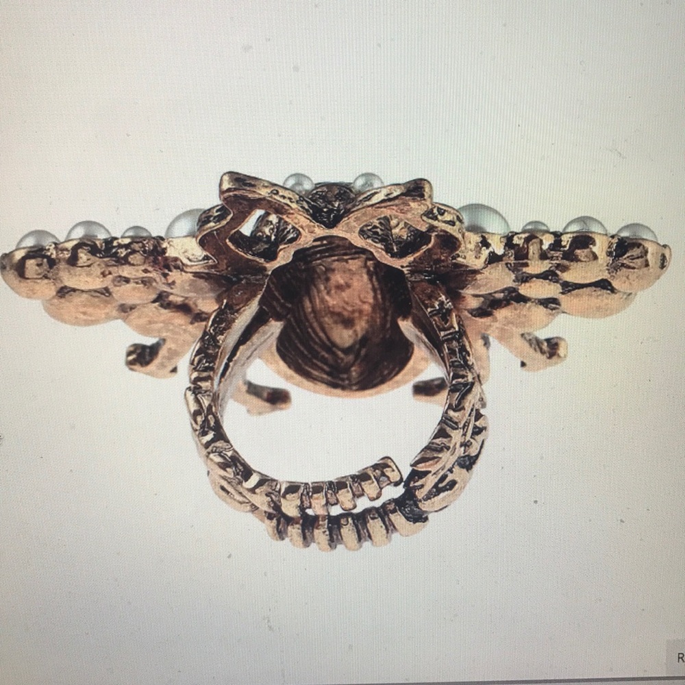 Ring - Picture 3 of 6